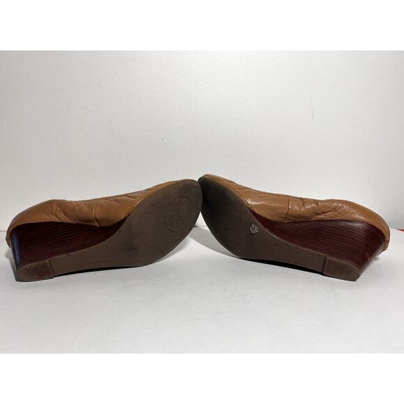 Tory Burch Tan Wedge Heels - Picture 4 of 4